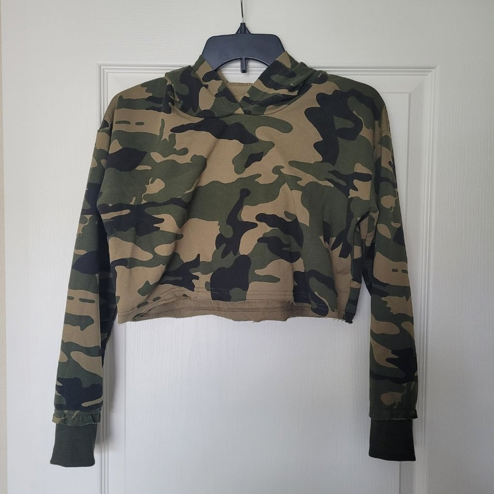 Army Crop-Top Pullover Hoodie